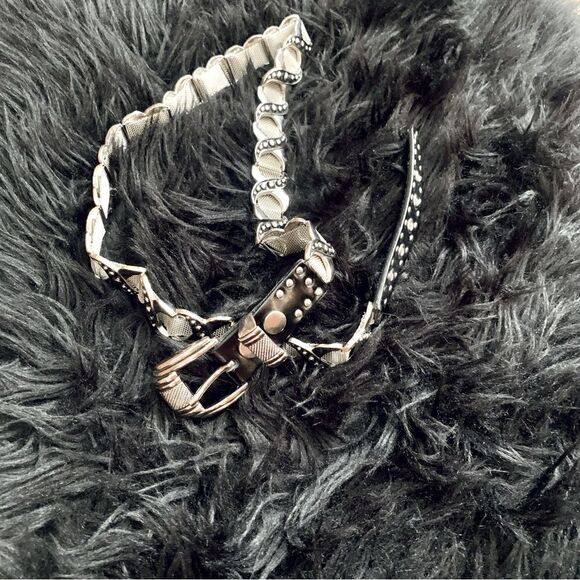 Black Leather & Silver Tone Chainlink Belt Size Large - Picture 4 of 12